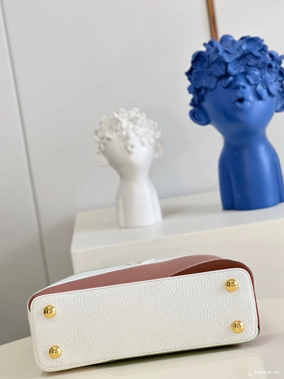 WIS VUITTON BB LOUIS CAPUCINES 0716
